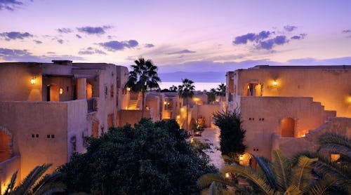 Mövenpick Resort & Spa - Hotelanlage – © Mövenpick Resort & Spa Dead Sea