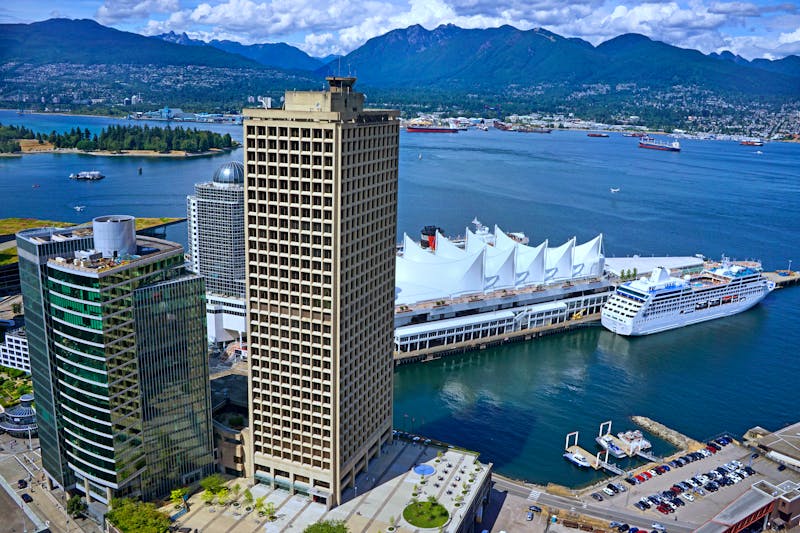 Kreuzfahrt-Terminal in Vancouver - Canada Place - ©©Spiroview Inc. - stock.adobe.com