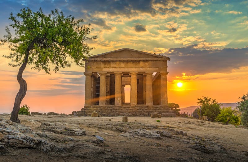 Tempel in Agrigent auf Sizilien - ©Alexandra Reinwald - Adobe Stock