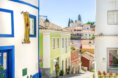 Häuser in Monchique, Algarve &ndash; &copy; ©eunikas - stock.adobe.com