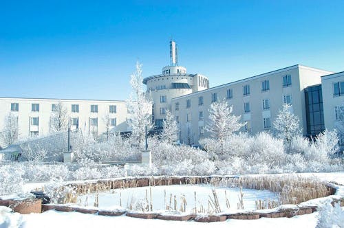 Aussenansicht Hotel Meerane Winter  &ndash; &copy; Hotel Meerane GmbH & Co. KG