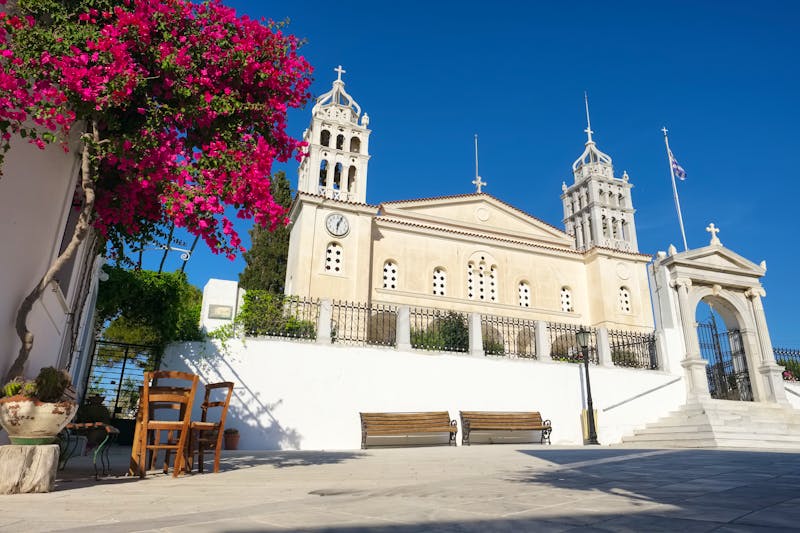 Kathedrale in Lefkes auf der Insel Paros - ©©Mazur Travel - stock.adobe.com