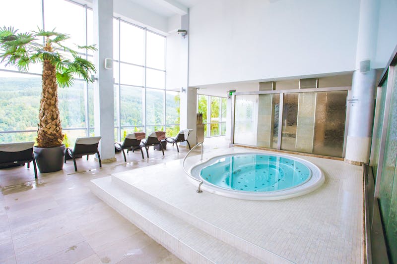 Hotel Bialy Kamien - Whirlpool im Spabereich – ©Hotel Bialy Kamien