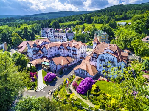 Park Hotel Flinsberg - Luftaufnahme des Geländes &ndash; &copy; Park Hotel Bad Flinsberg