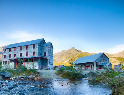 Historische Goldgräber-Häuser in Talkeetna - Alaska – © ©kenkistler1 - stock.adobe.com