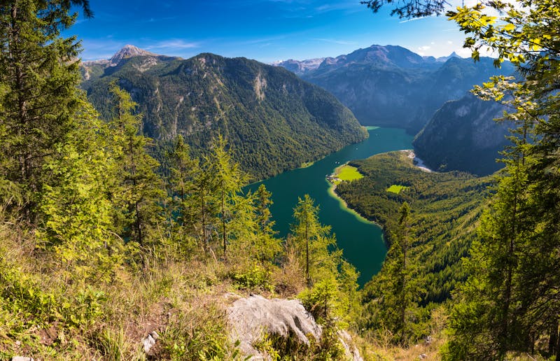 Bayern – Koenigssee am Fuße des Watzmannn, Berchtesgaden - ©Markus - stock.adobe.com