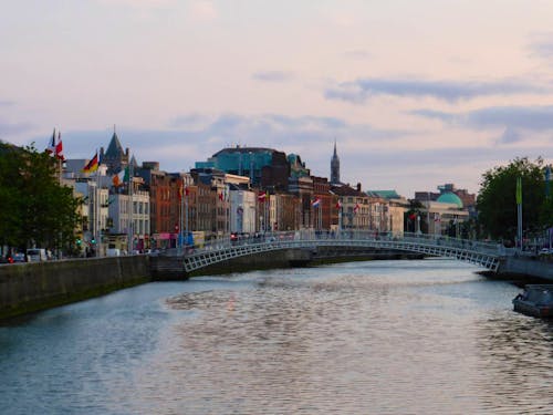 Dublin- half penny bridge &ndash; &copy; Dirk Schlosser
