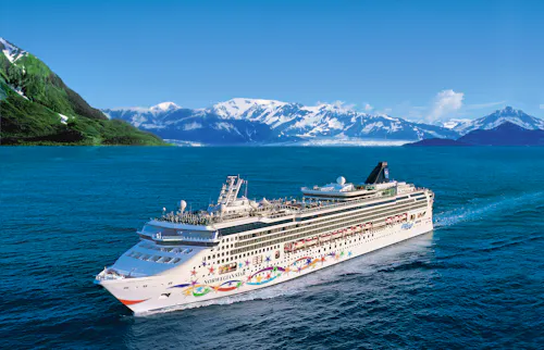 Kreuzfahrtschiff Norwegian Star &ndash; &copy; NCL - Michele Verdure