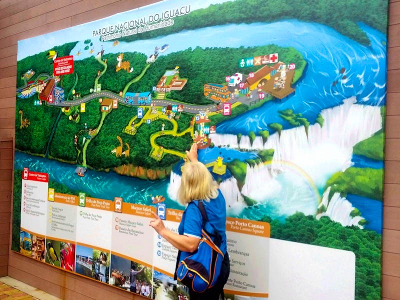An den Iguazu-Wasserfällen in Brasilien - ©Eberhardt TRAVEL
