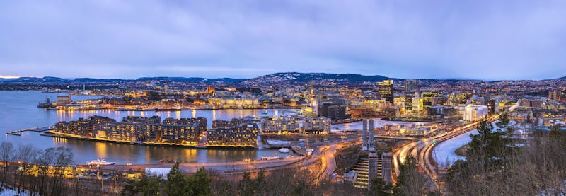 Nachtansicht Skyline Oslo, Norwegen - ©Noppasinw - stock.adobe.com