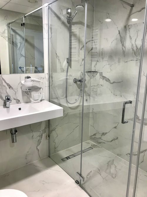 Hotel Trofana - Beispiel Badezimmer - 4-Sterne-Bereich &ndash; &copy; Hotel Trofana Wellness & Spa
