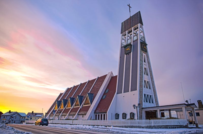 Kirche in Hammerfest - ©Stian Olsen - Adobe Stock