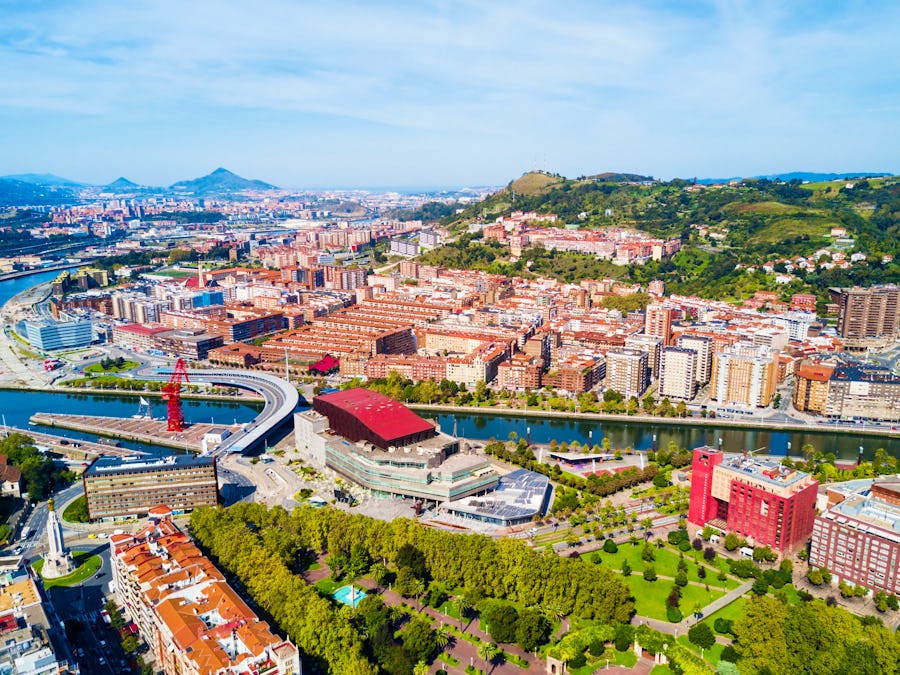 Blick auf Bilbao in Nordspanien – © ©saiko3p - stock.adobe.com