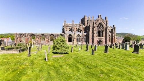 Melrose Abbey, Schottland, Großbritannien  &ndash; &copy; dzbost - stock.adobe.com