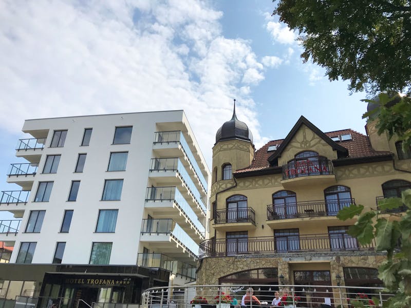 Hotel Trofana - 4-Sterne (links) / 3-Sterne (rechts) – ©Hotel Trofana Wellness & Spa
