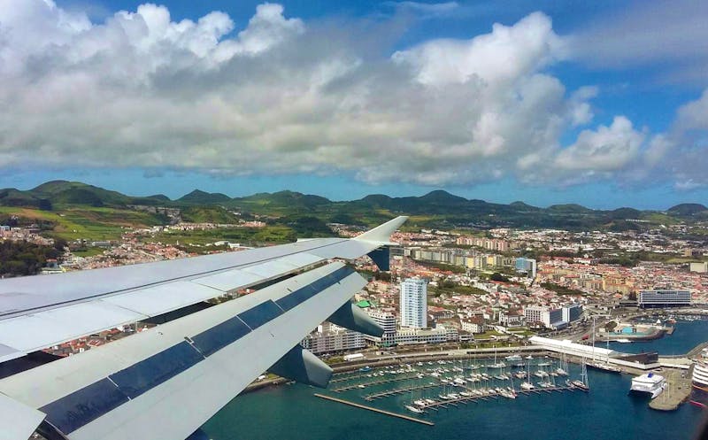Flug nach Ponta Delgada auf den Azoren - ©Eberhardt TRAVEL