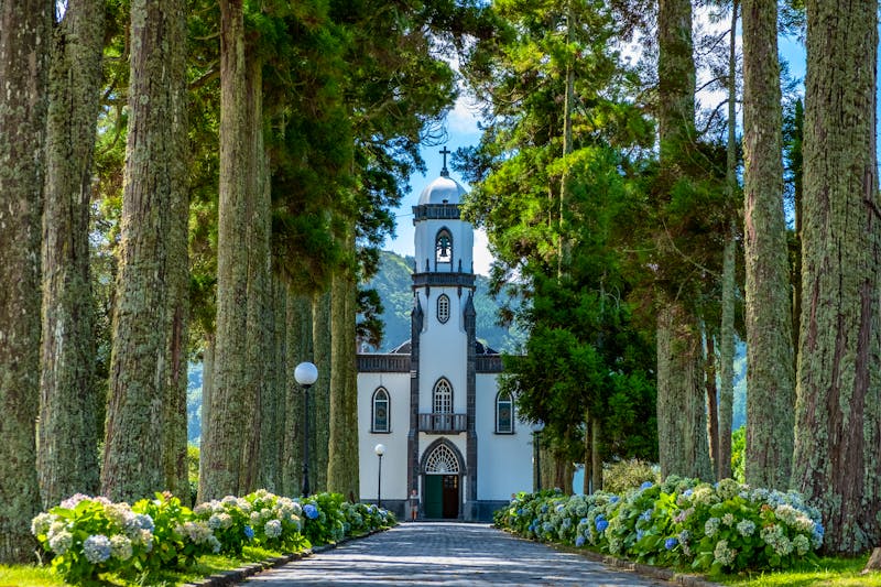 Kirche in Sete Cidades auf Sao Miguel - ©©Vitor Miranda - stock.adobe.com