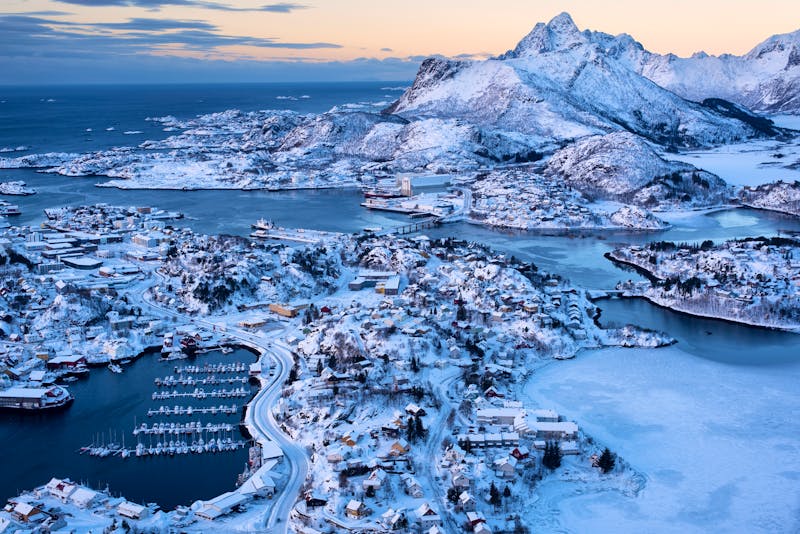 Svolvaer auf den Lofoten - ©©surachetkhamsuk - stock.adobe.com