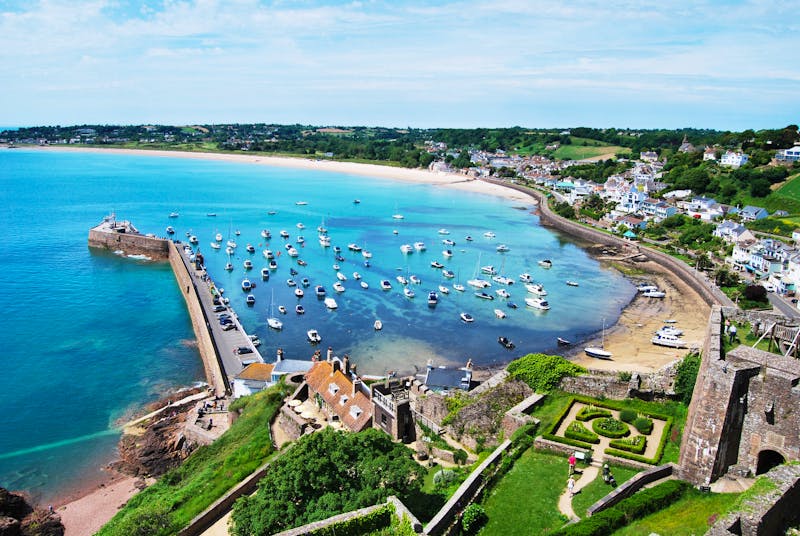 Blick vom Mont Orgueil Castle - Gorey - &copy;Eberhardt TRAVEL