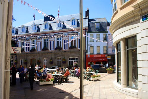 Bummel in St. Helier auf Jersey &ndash; &copy; Eberhardt TRAVEL