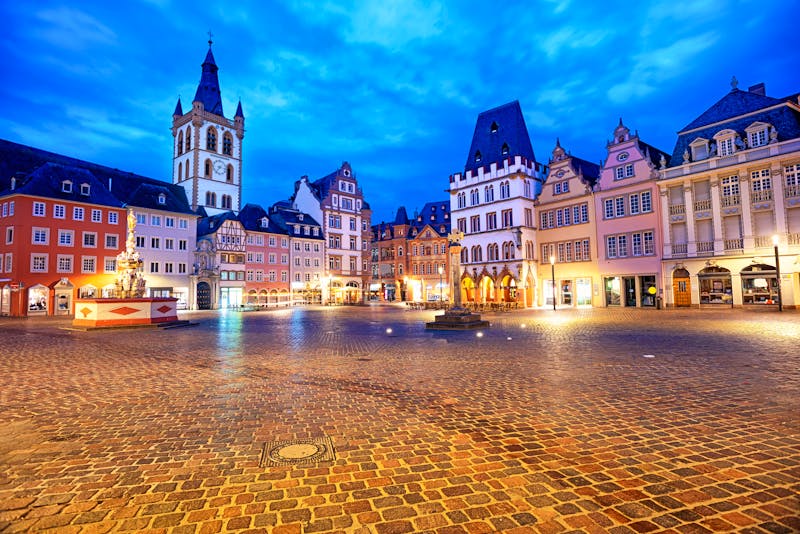 Marktplatz in der Altstadt von Trier - ©©Boris Stroujko - stock.adobe.com