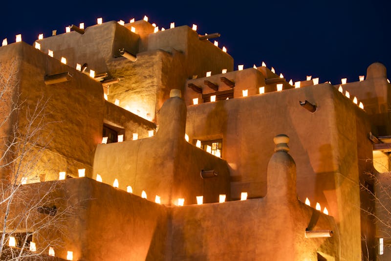 Pueblo Häuser in Santa Fe - ©©brent_1 - stock.adobe.com