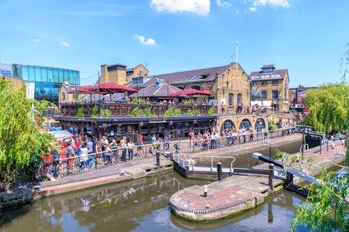 Camden Lock Market &ndash; &copy; Richie Chan – Adobe Stock