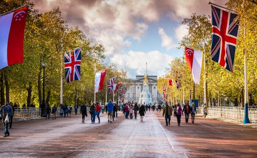Buckingham Palace in London &ndash; &copy; Fred – Adobe Stock