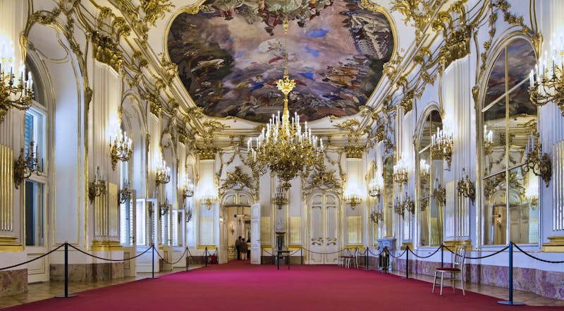 Große Galerie im Schloss Schönbrunn - Wien - ©ROLF FISCHER - Adobe Stock