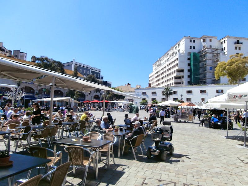 Ende der Main Street in Gibraltar - ©Eberhardt TRAVEL - Ingrid Langer