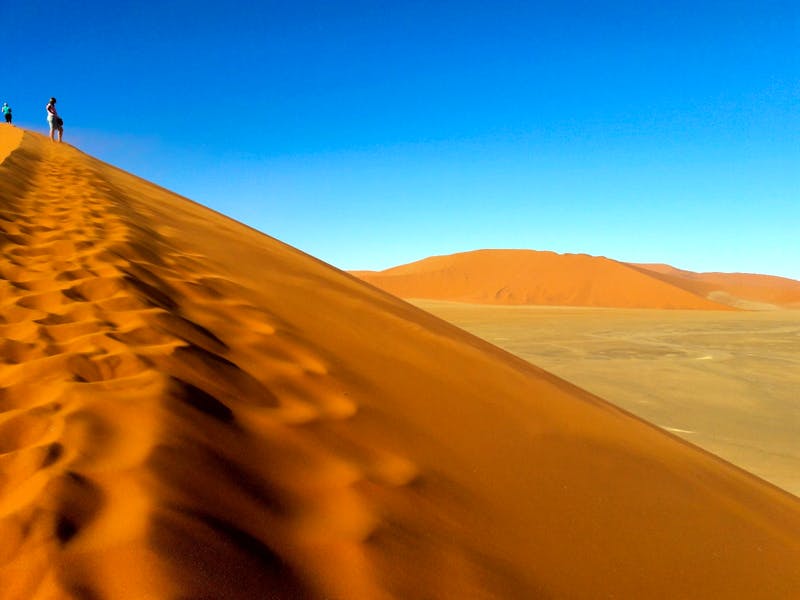 Faszinierende Namib Wüste - Düne 45 - ©Eberhardt TRAVEL - Annett Müller