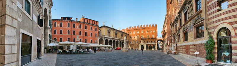 Verona - Piazza dei SIgnori - ©Maurizio Rovati - stock.adobe.com