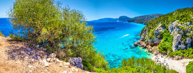 Cala Gonone Strand - ©©Eva Bocek - stock.adobe.com
