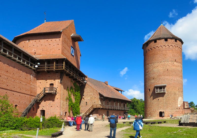 Besichtigung der Burg Turaida in Lettland - ©Eberhardt TRAVEL - Jürgen Schmeißer