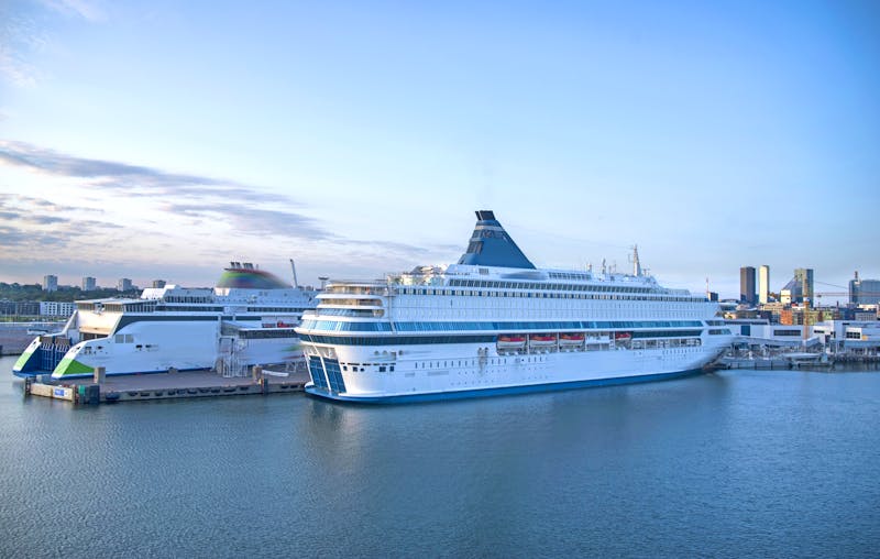 Fähren im Hafen von Tallinn - ©©Aliaksei - stock.adobe.com