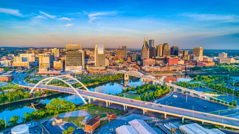 Tennessee – Downtown Nashville, USA Aerial - ©Kevin Ruck - stock.adobe.com