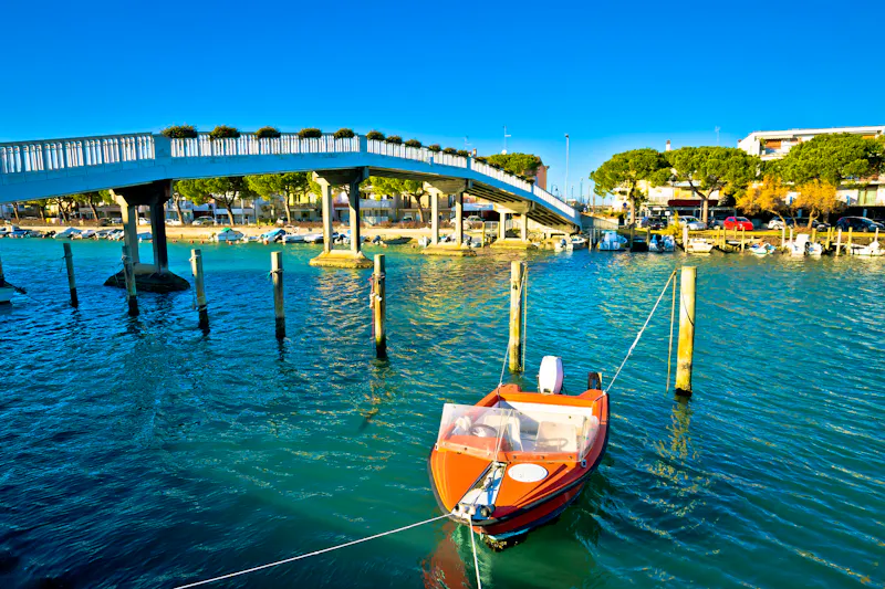 Bootsfahrt in den Lagunen von Grado - &copy;©xbrchx - stock.adobe.com