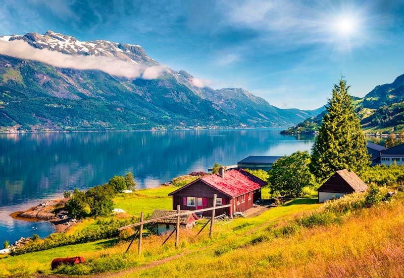 Hardangerfjord in Norwegen - ©©jojjik - stock.adobe.com