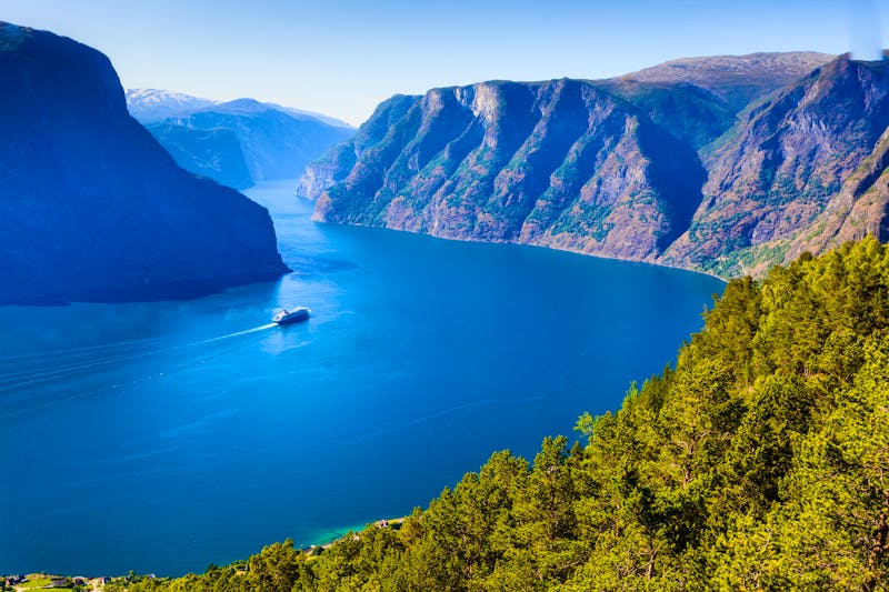 Aurlandsfjord in Norwegen - ©©Voyagerix - stock.adobe.com