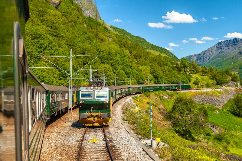 Zugfahrt mit der Flambahn in Norwegen - ©©Tomasz Wozniak - stock.adobe.com