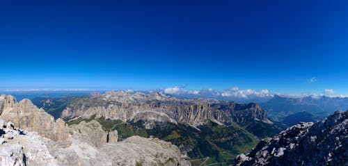 Panorama Grödner Joch und Pass Straße vom Sassongher / Fanes Gruppe / Gader Tal &ndash; &copy; ©grahof_photography - stock.adobe.com