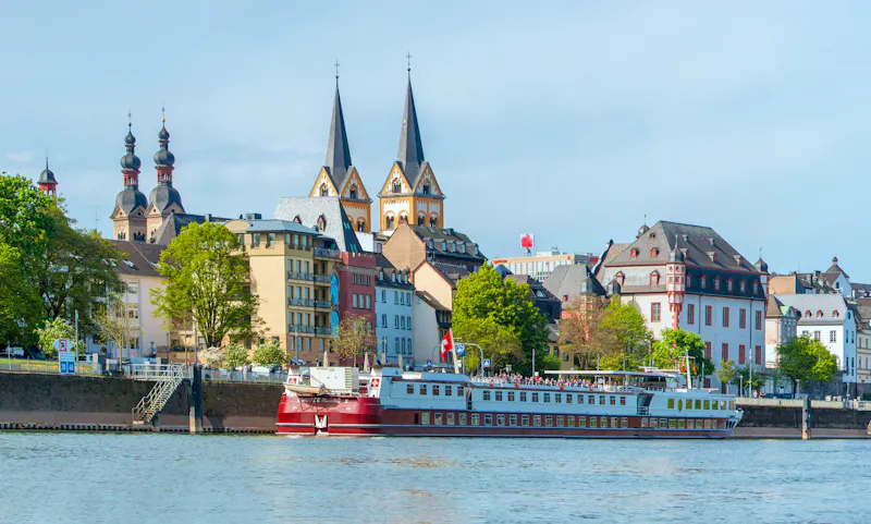 Koblenz - Blick vom Rheinufer - &copy;©pixs:sell - stock.adobe.com