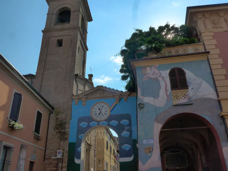 Dozza - Wandmalereien - &copy;Philipp Schmitz