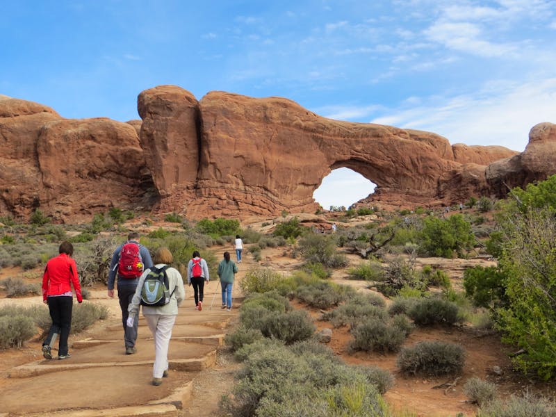 Wanderung im Arches Nationalpark - ©Eberhardt TRAVEL - Jürgen Schmeißer