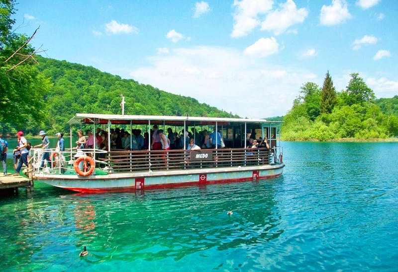 Bootsfahrt im Nationalpark Plitwitzer Seen - ©Eberhardt TRAVEL