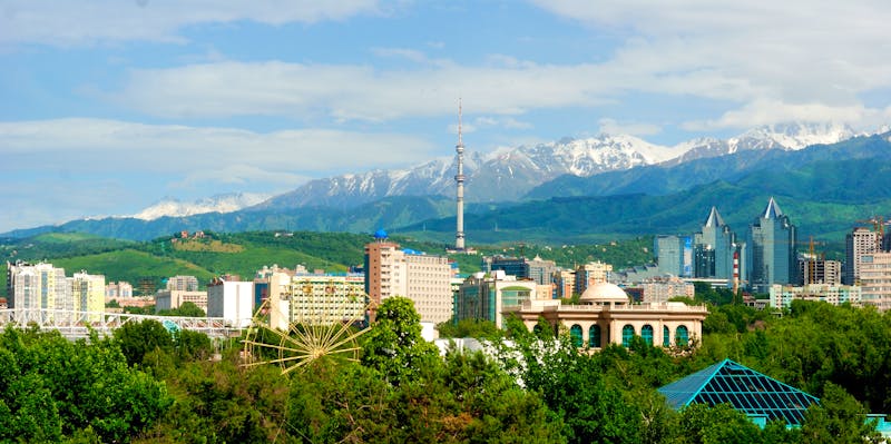 Blick auf Almaty  - ©Colobus - stock.adobe.com