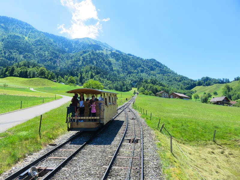 Ausflug auf das Stanserhorn - Fahrt mit der Standseilbahn - ©Annette Weise - Eberhardt TRAVEL