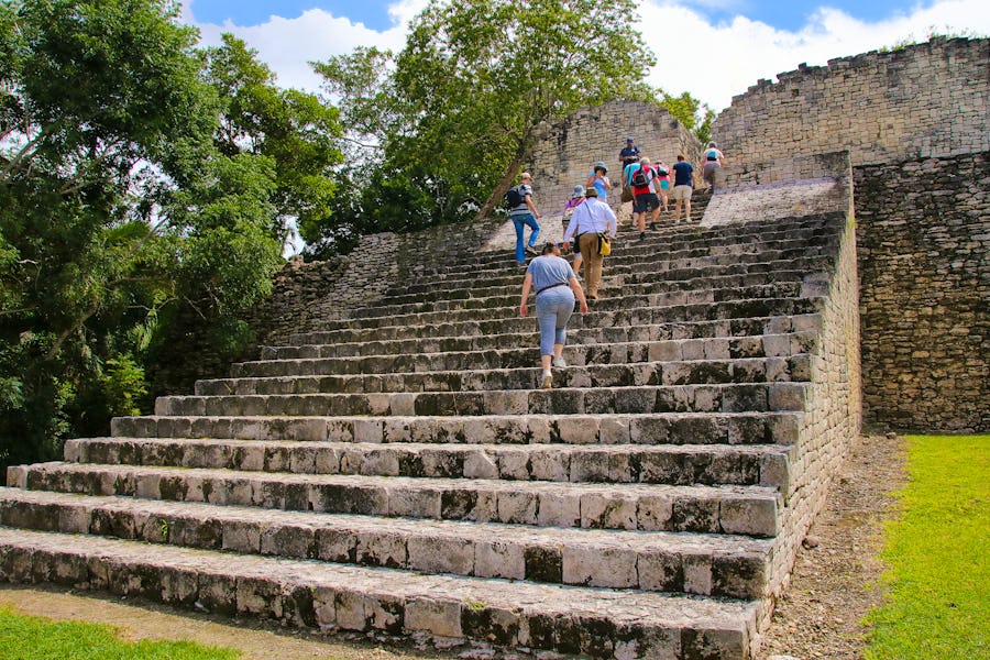 Kohunlich, Maya-Ruinen, Mexiko – © Meer Sommer - stock.adobe.com