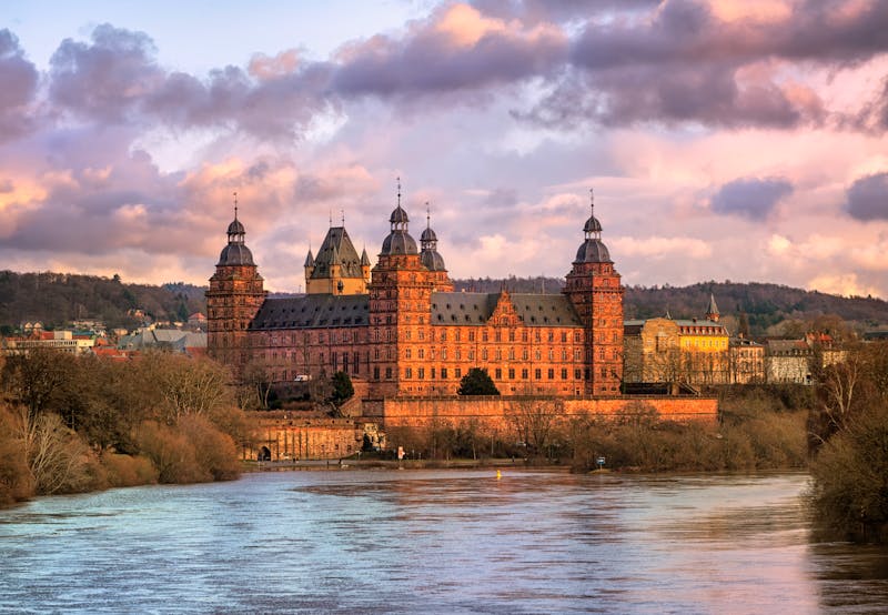 Renaissance-Schloss Johannisburg in Aschaffenburg am Main - ©©Boris Stroujko - stock.adobe.com
