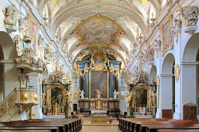 St.-Emmeram-Kirche in Regensburg - barocker Innenraum - ©©Mikhail Markovskiy - stock.adobe.com